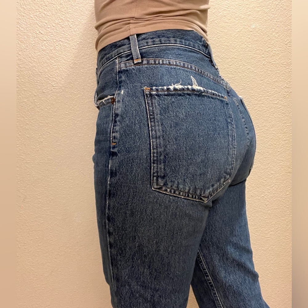 Naturally distressed Agolde Riley High Rise Jean / size 27 - Picture 3 of 15